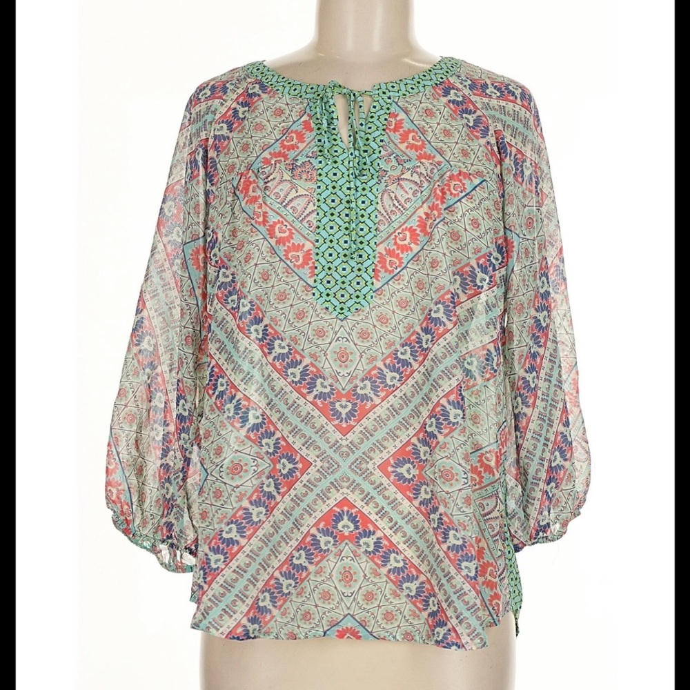 NWT fig and flower Mint Floral Keyhole Peasant Top with Coral & Navy Accents